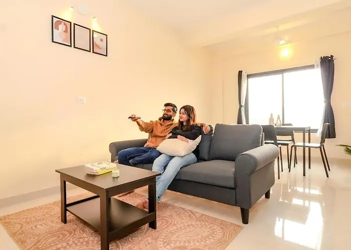 Furnished 2 Bhk Near Kharadi With High Speed Wi-Fi