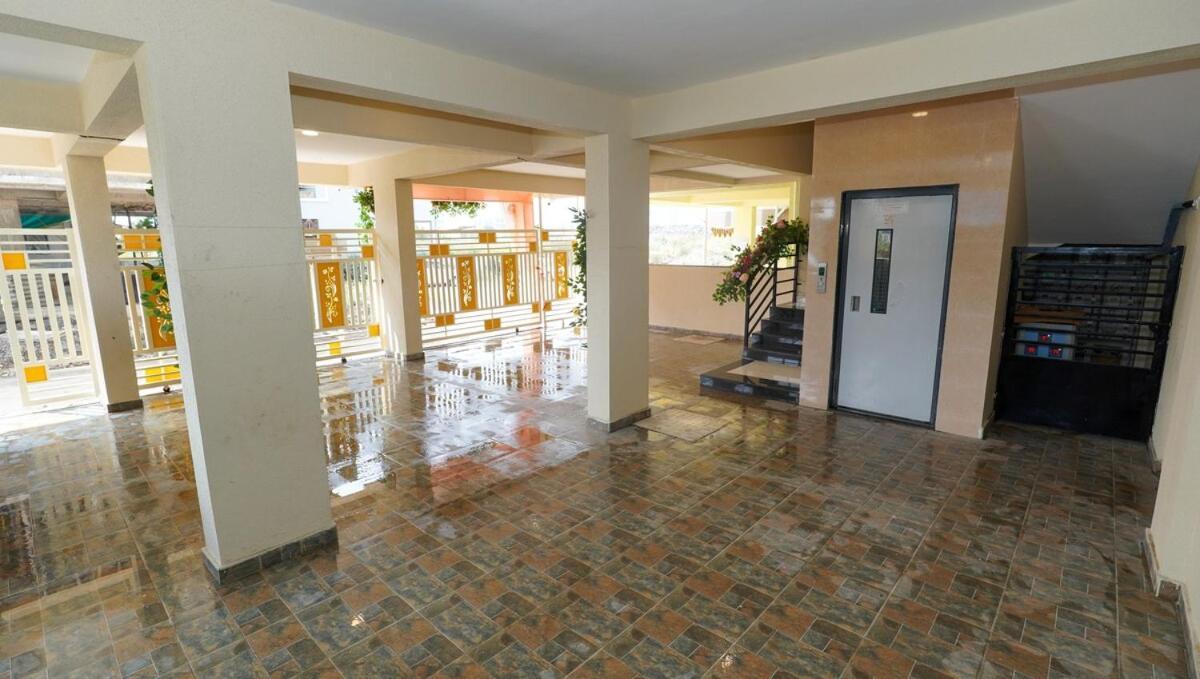 Furnished 2 Bhk Near Kharadi With High Speed Wi-fi