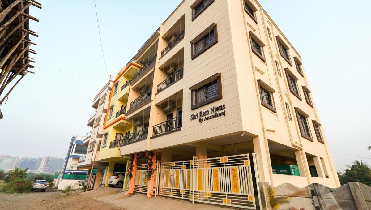 Furnished 2 Bhk Near Kharadi With High Speed Wi-fi Apartment